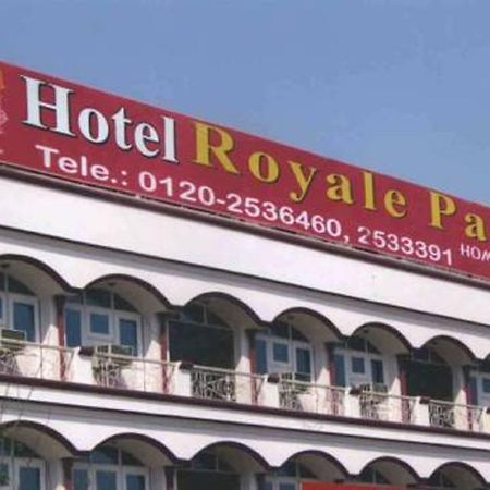 Hotel Royale Paradise 노이다 외부 사진